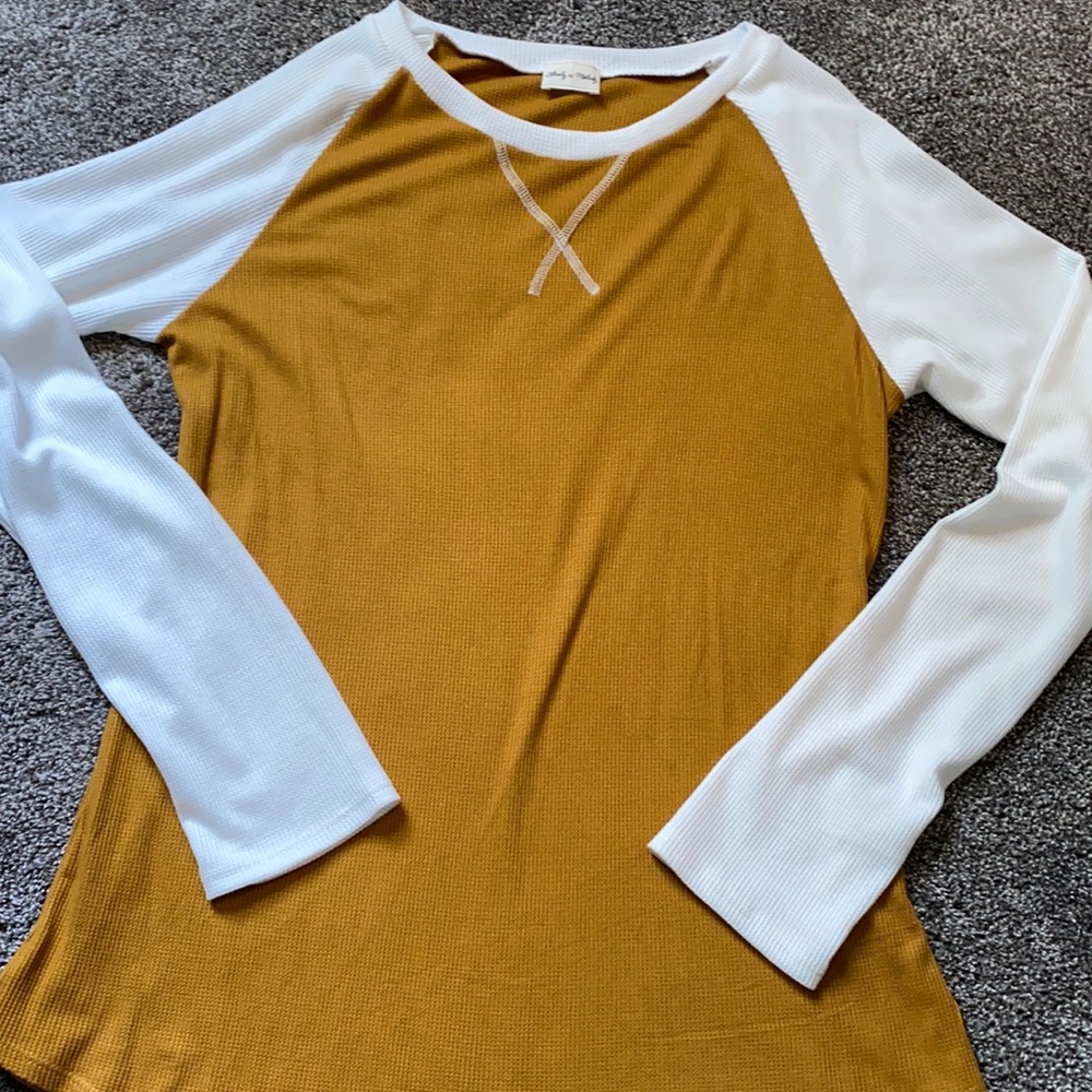 Long sleeve waffle Henley size XL